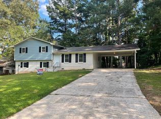 1866 Whitworth Dr, Riverdale, GA