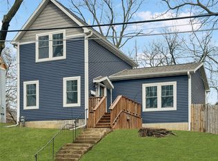 827 26th St, Des Moines, IA 50312