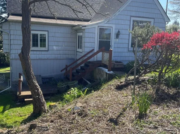 301 Harrison Street, South Bend, WA 98586