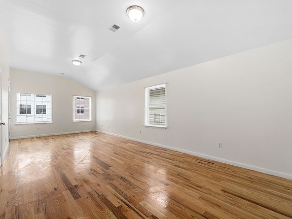 4th image of 45 Orient Ave #2