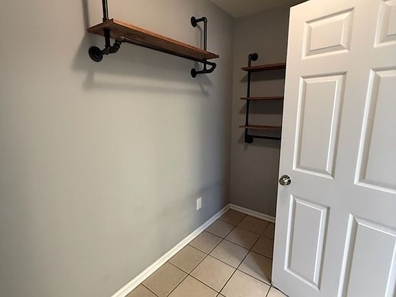 3rd image of 200 Brookdale Dr