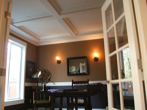 DEN/OFFICE OFF KITCHEN AREA