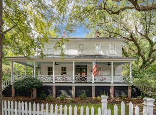 216 W Carolina Ave, Summerville, SC 29483