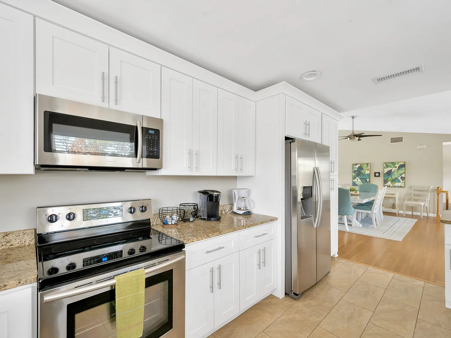 5 bed, 2600 sqft, $12,000 — Photo 2