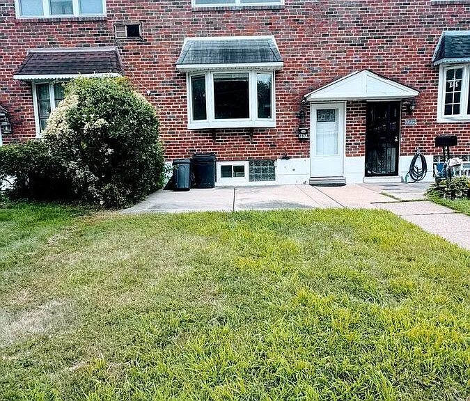 2874 Tolbut St — Photo 56