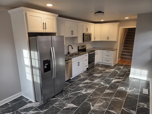 415 Ford St #B, Lexington, NC 27292