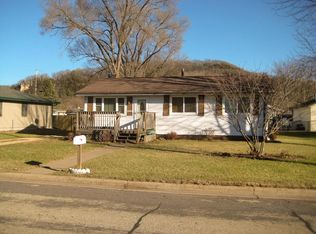 316 S Buchanan St, Prairie Du Chien, WI 53821