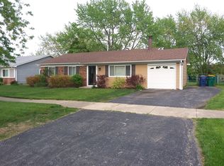 41 Willow Rd, Matteson, IL 60443