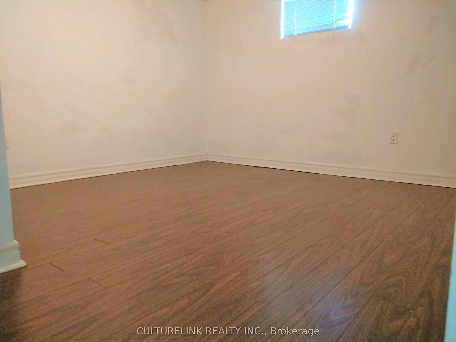 2 bed, $1,900 — Photo 3