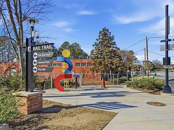 5th image of 5300 Peachtree Rd Unit 2510