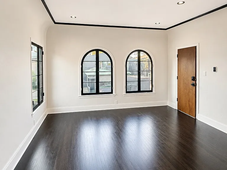 8812 Rangely Ave #4 — Photo 11