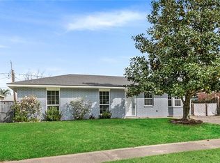2836 Virginia Lee Dr, Marrero, LA 70072