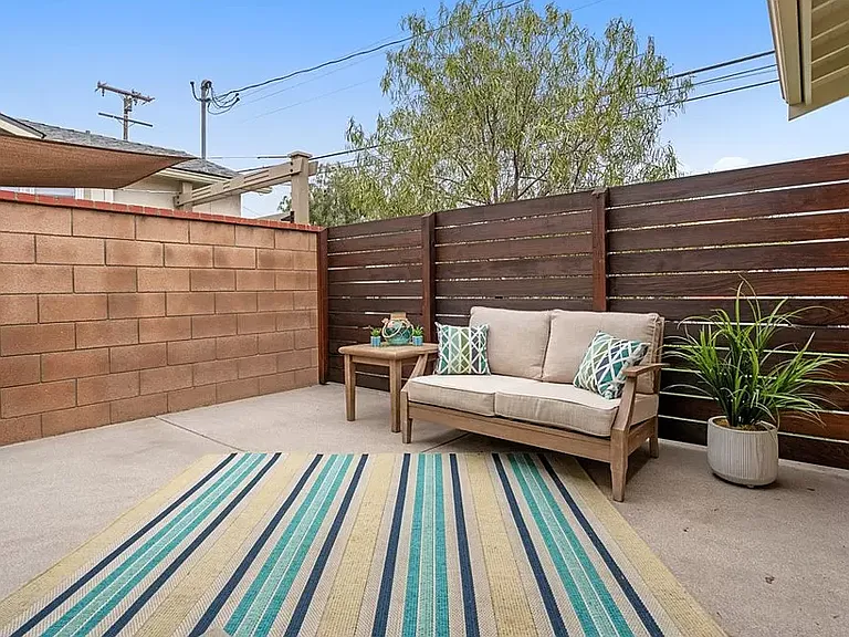 Patio 1