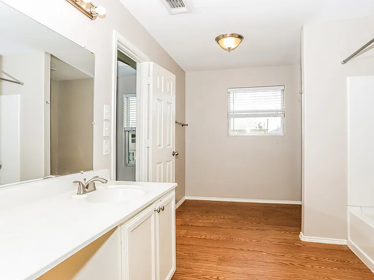 16770 N Thrasher Dr — Photo 12