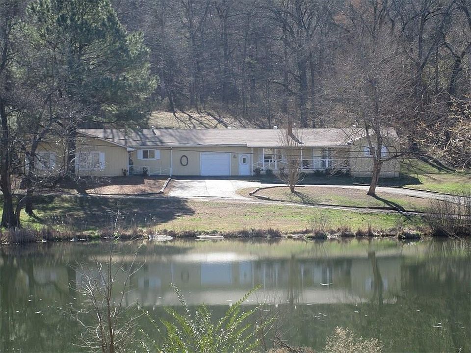 1st image of 708 Lakeview Dr