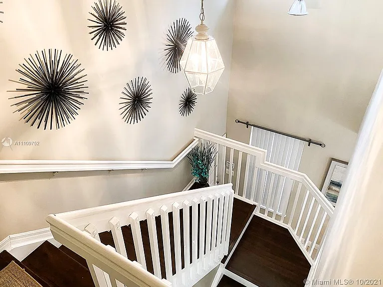 3657 Asperwood Cir — Photo 7