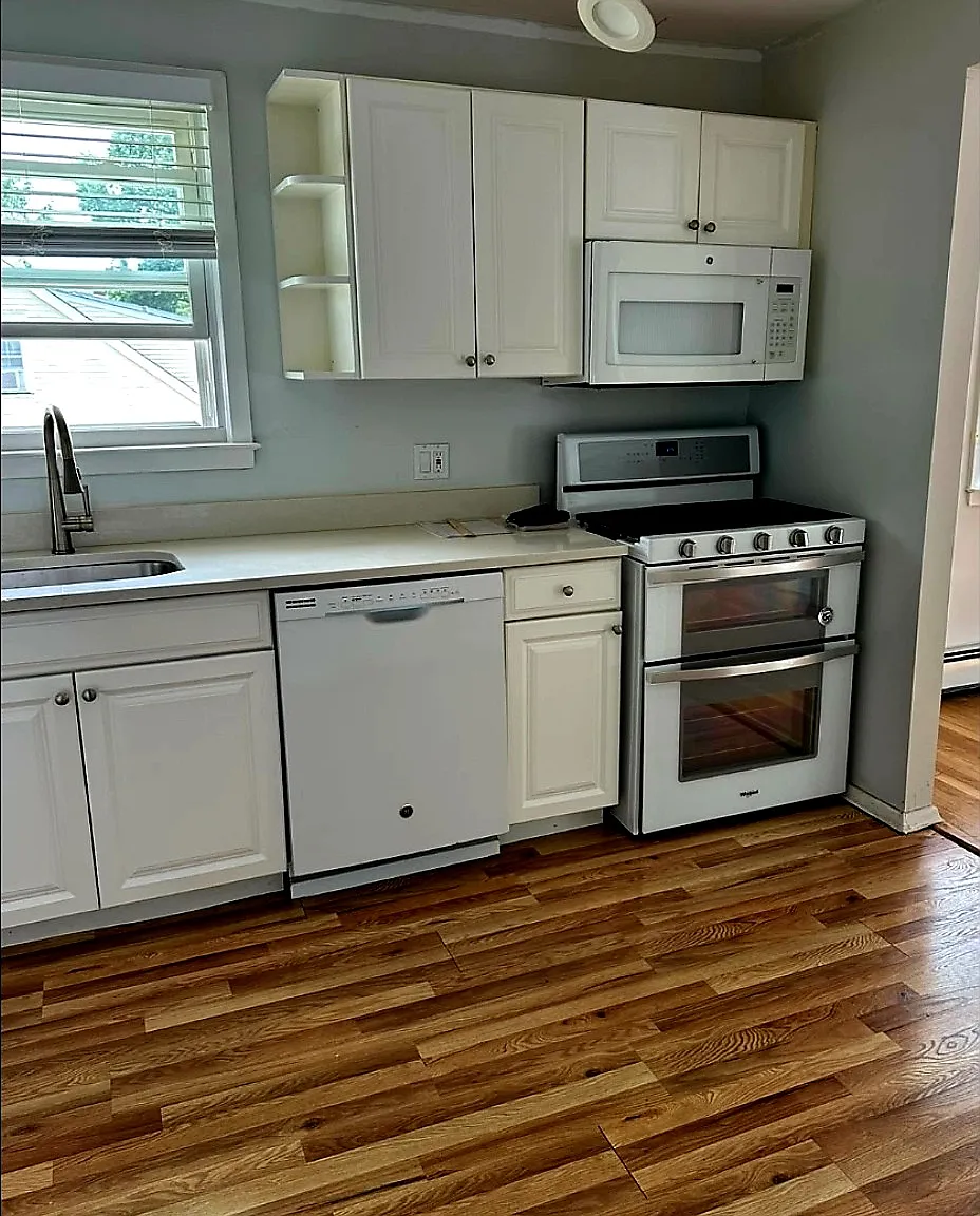 17 Reed Ave — Photo 3