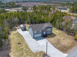700 Hillcrest Rd, Saint John, NB E2N0E3
