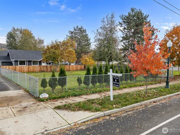 5703 Parker Road E #1, Sumner, WA 98390