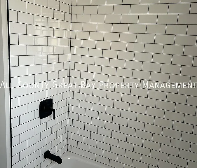 60 Cedar Ct #1 — Photo 6