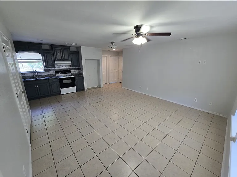809 W Cardinal Ave — Photo 6
