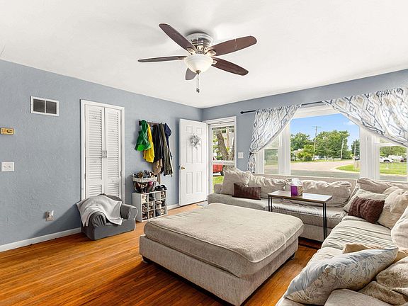 5th image of 200 Racill Ct