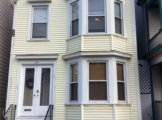 335 2nd St, Albany, NY 12206