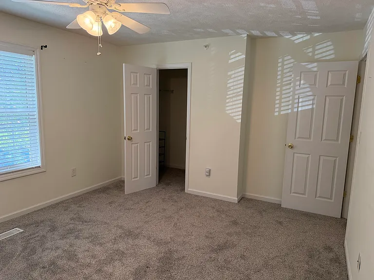 640 Date Palm Cir — Photo 15