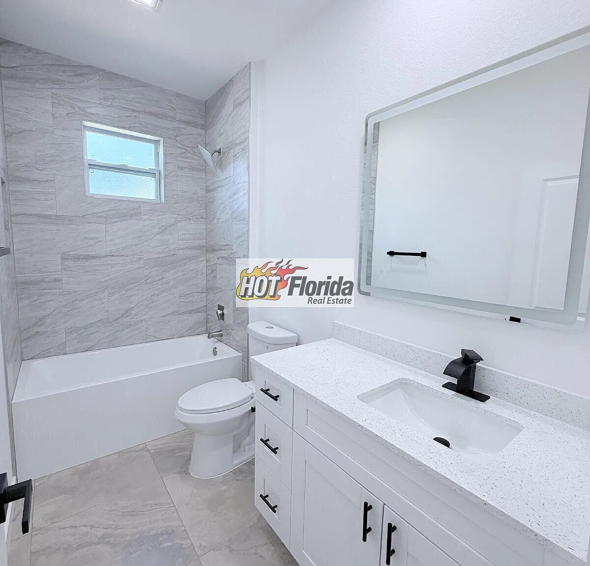 Brand-New 2 Bedroom / 2 Bathroom Home Lawn Care Included! — Photo 3