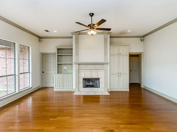 4th image of 17427 Karen Dr