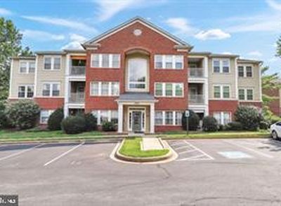 2402 Dominion Dr APT 1B, Frederick, MD, 21702