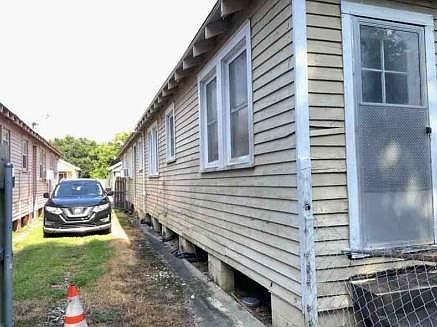 3rd image of 3618 Touro St