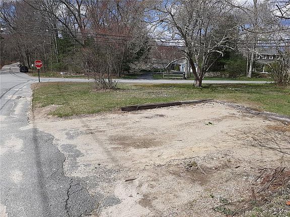 2nd image of 170 Brandy Brook Rd