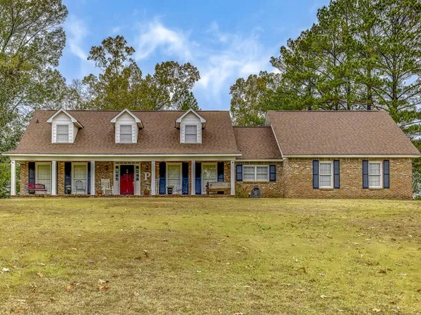 903 Choctaw Dr, Vicksburg, MS 39183