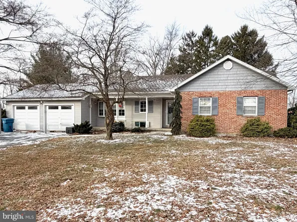 340 Molasses Hill Rd, Bernville, PA 19506