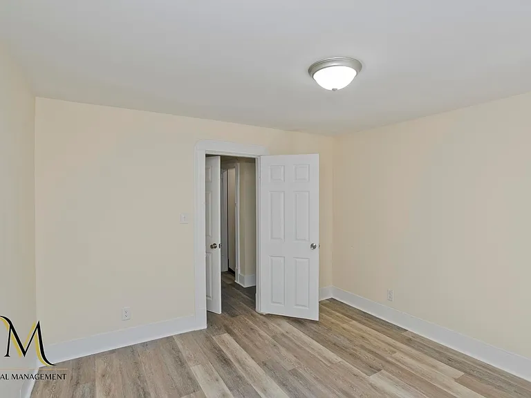 20 Sachem St — Photo 17