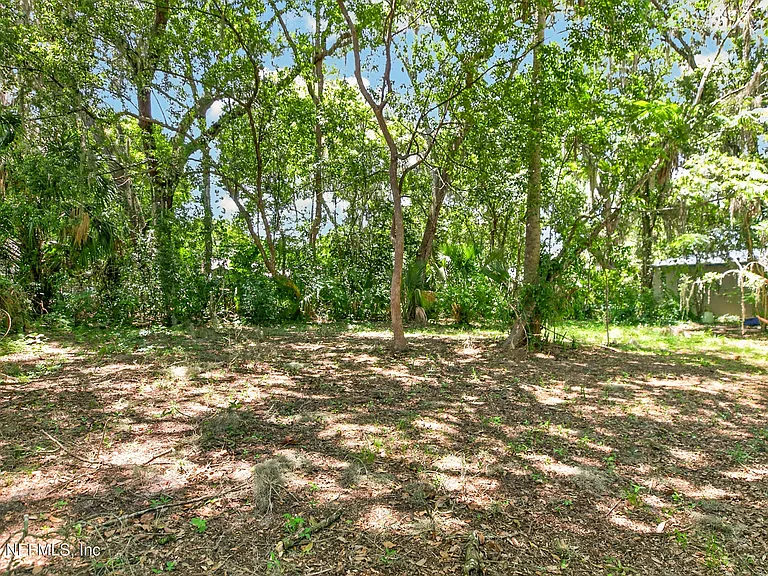 417 S Pine Ave — Photo 46