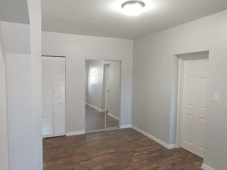 31 Edmund Rd — Photo 2