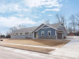 5301 N Wright Rd, Milton, WI 53563