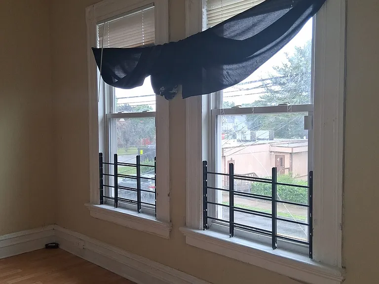 137 Sherwood Ave — Photo 14