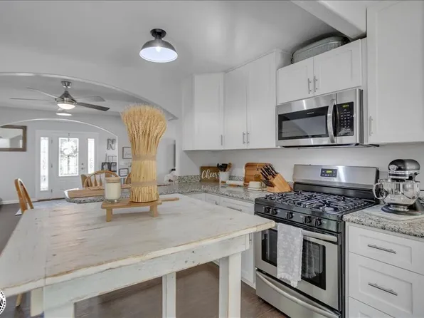 17995 Apple Colony Rd, Tuolumne, CA 95379