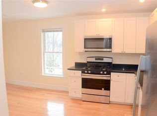 30 Putnam St #4, Somerville, MA 02143