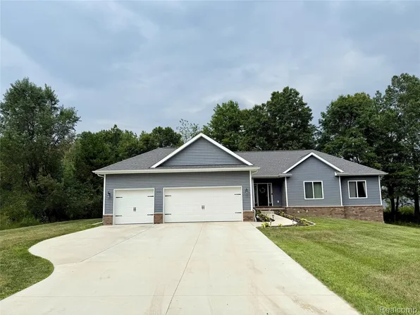 2430 Judah Rd, Lake Orion, MI 48359