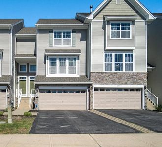 206 Hawthorn Way, New Windsor, NY, 12553