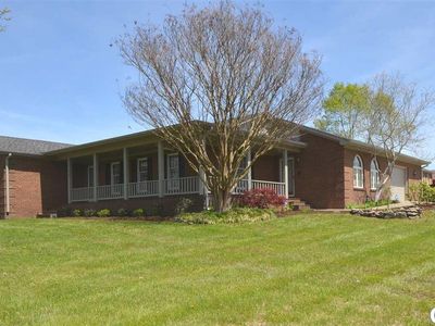 897 Beaumont Ave, Harrodsburg, KY, 40330