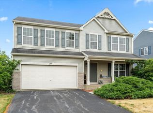 20 E Meadow Dr, Cortland, IL 60112