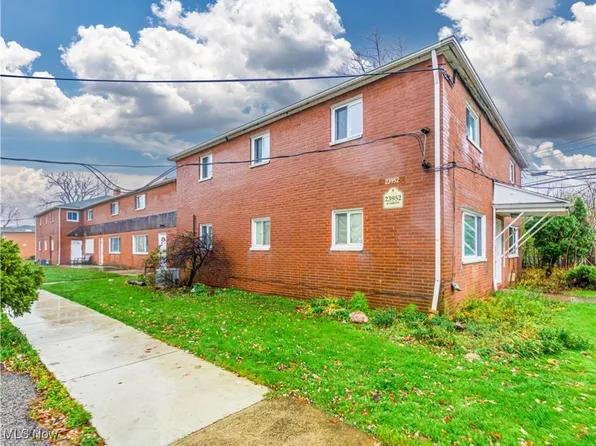 23952 Banbury Cir APT 6, Warrensville Heights, OH 44128