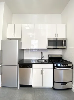 Rented by Sovereign Associates | media 3