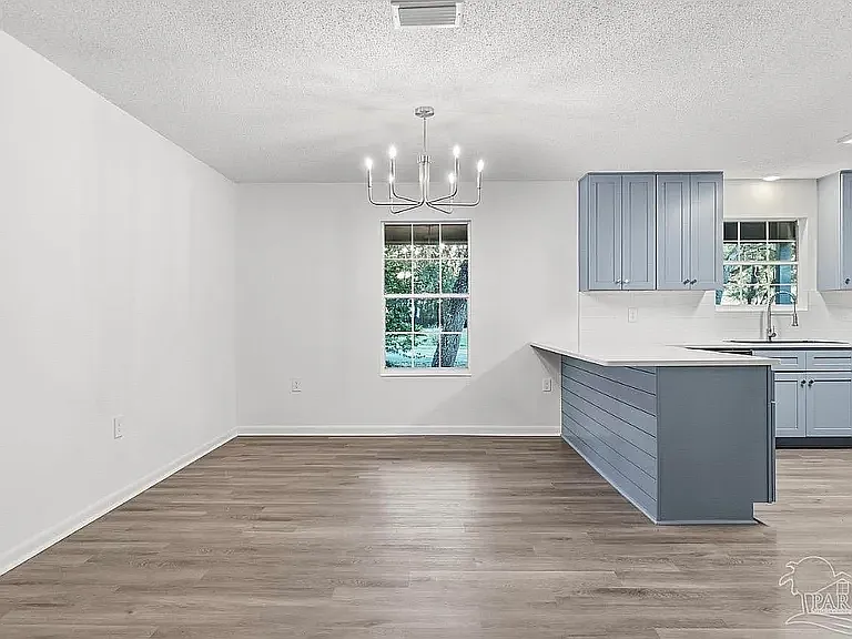 910 Whisperwood Ln S — Photo 19