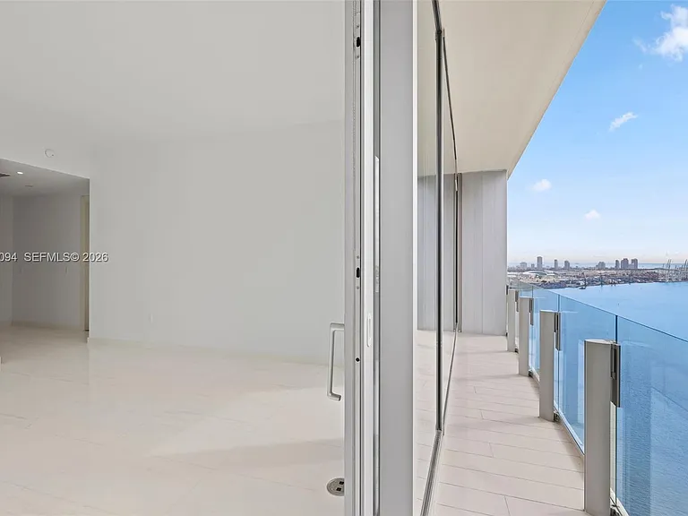 300 Biscayne Boulevard Way #3404C — Photo 20